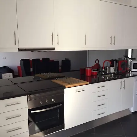 Апартаменты House With 3 Suites, Jacuzzi, Terraces, Albufeira