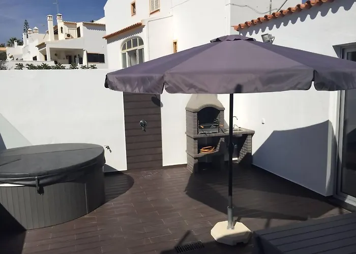 Casa Com 3 Suites, Jacuzzi , En Appartement