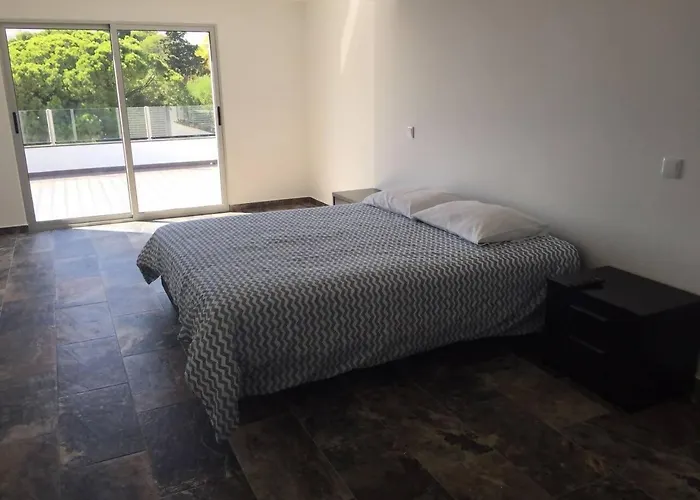 Casa Com 3 Suites, Jacuzzi , En *